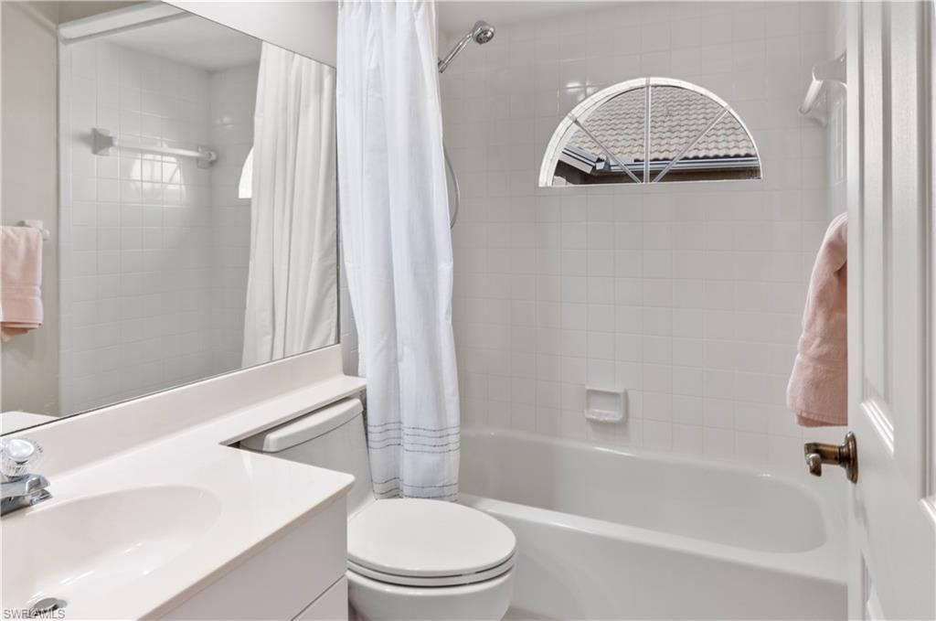 13641 Worthington Way, Unit 1612, Bonita Springs, FL 34135 Photo