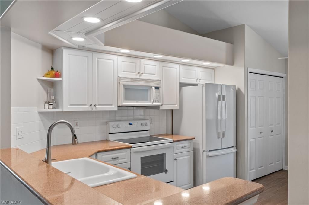 13641 Worthington Way, Unit 1612, Bonita Springs, FL 34135 Photo