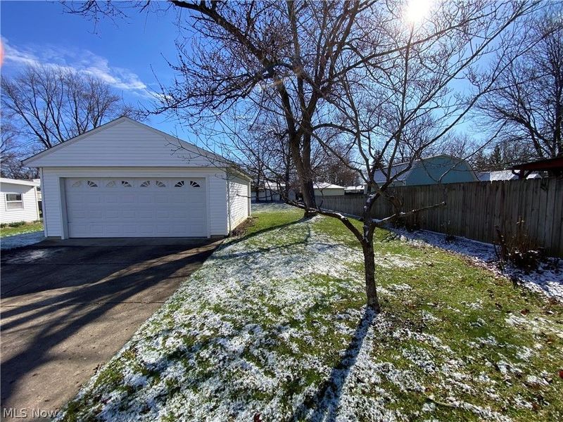 6879 Orchard Boulevard, Parma Heights, OH 44130 Photo 3