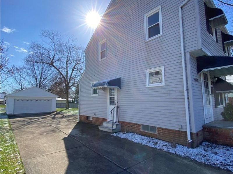 6879 Orchard Boulevard, Parma Heights, OH 44130 Photo 6