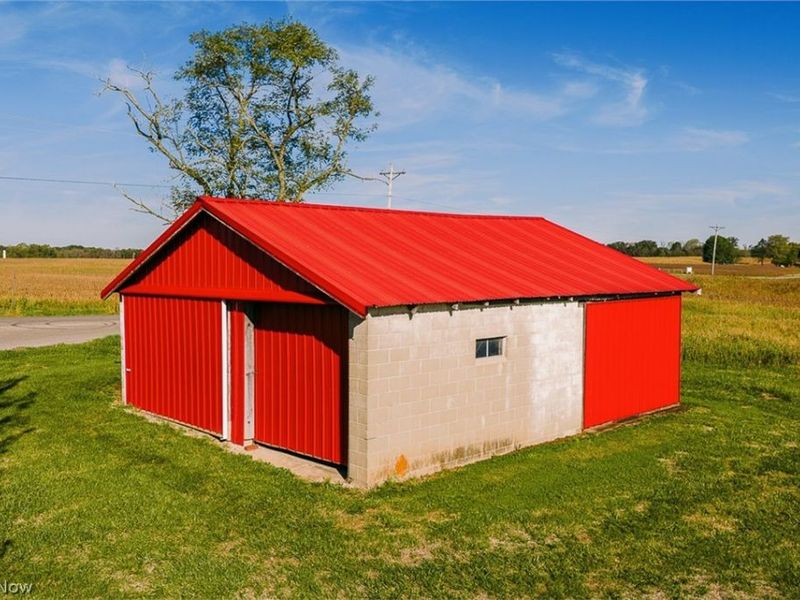 15 Glecoe Road SW, Dellroy, OH 44620 Photo 4