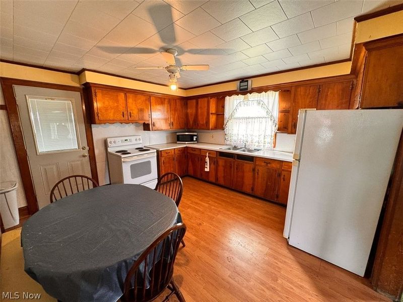 15 Glecoe Road SW, Dellroy, OH 44620 Photo 42