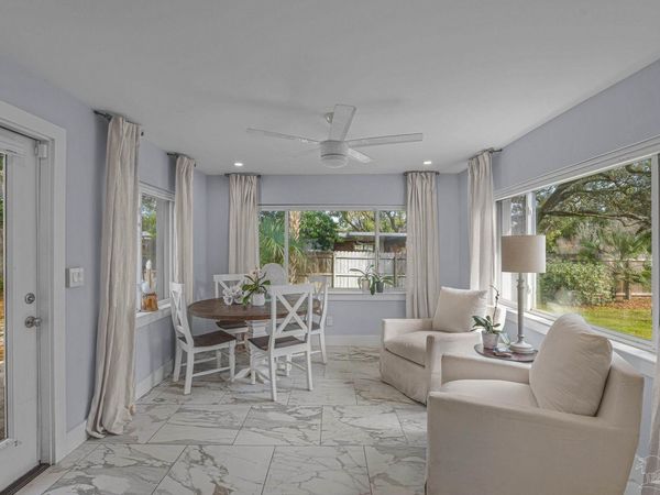 306 Shoreline Dr, Gulf Breeze, FL 32561