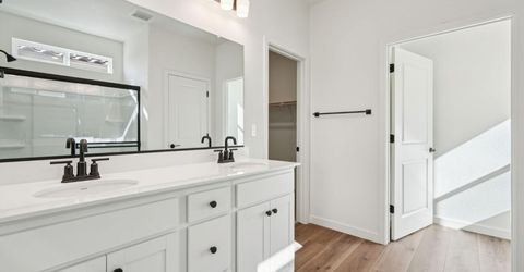 10340 W Hema Way, Elk Grove, CA 95757 Photo