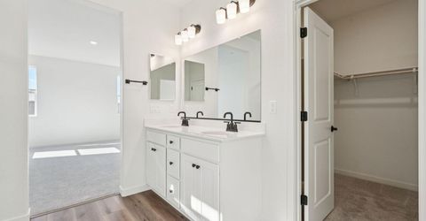 10340 W Hema Way, Elk Grove, CA 95757 Photo