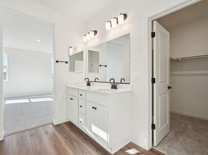 10340 W Hema Way, Elk Grove, CA 95757 Photo