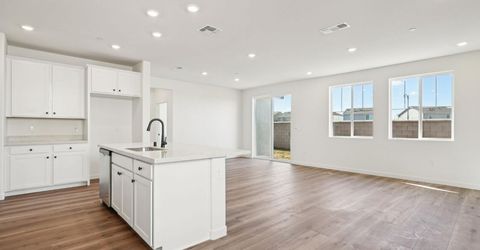 10340 W Hema Way, Elk Grove, CA 95757 Photo