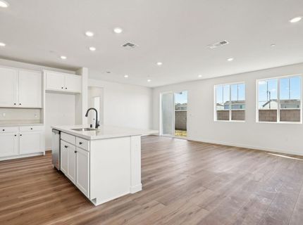 10340 W Hema Way, Elk Grove, CA 95757 Photo