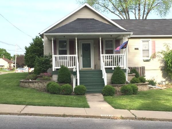 1017 PULASKI Street , Peru, IL 61354