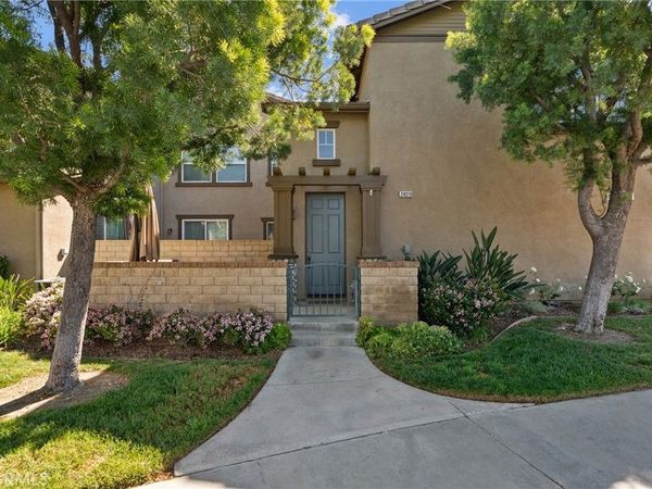 24019 Amphora Place, Valencia, CA 91354