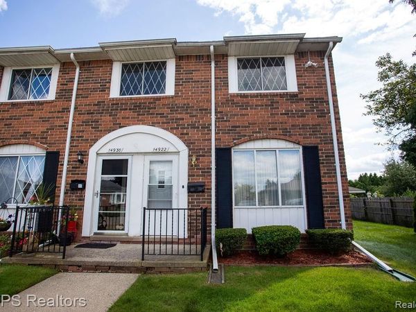 14922 Granada Plaza, Warren, MI 48088