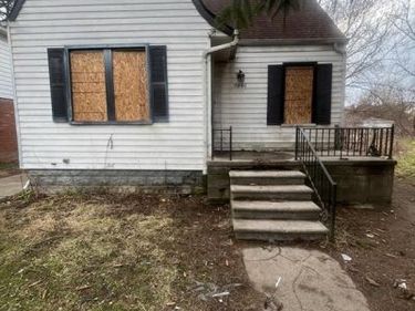 15860 Pierson Street, Detroit, MI 48223