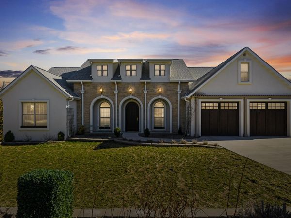 17408 Emerald Drive, Dubuque, IA 52002