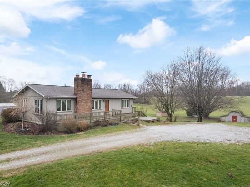 5626 Arlington Road , Clinton, OH 44216 Photo 2