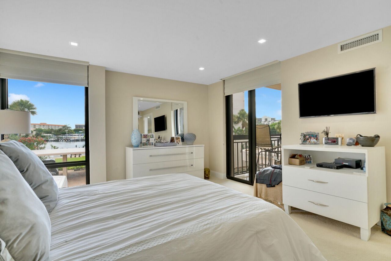 2697 N Ocean Boulevard, Unit F-205, Boca Raton, FL 33431 Photo