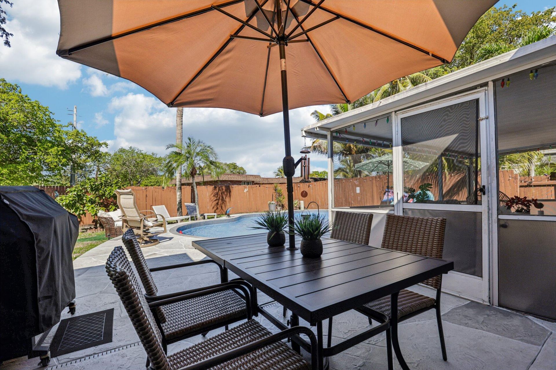 7803 NW 69th Terrace, Tamarac, FL 33321 Photo