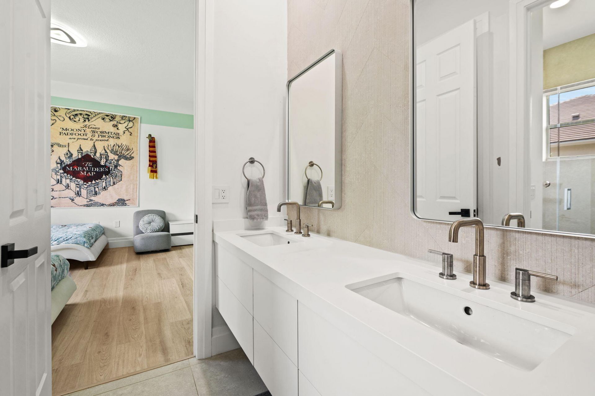 13185 SW 44th Street, Davie, FL 33330 Photo