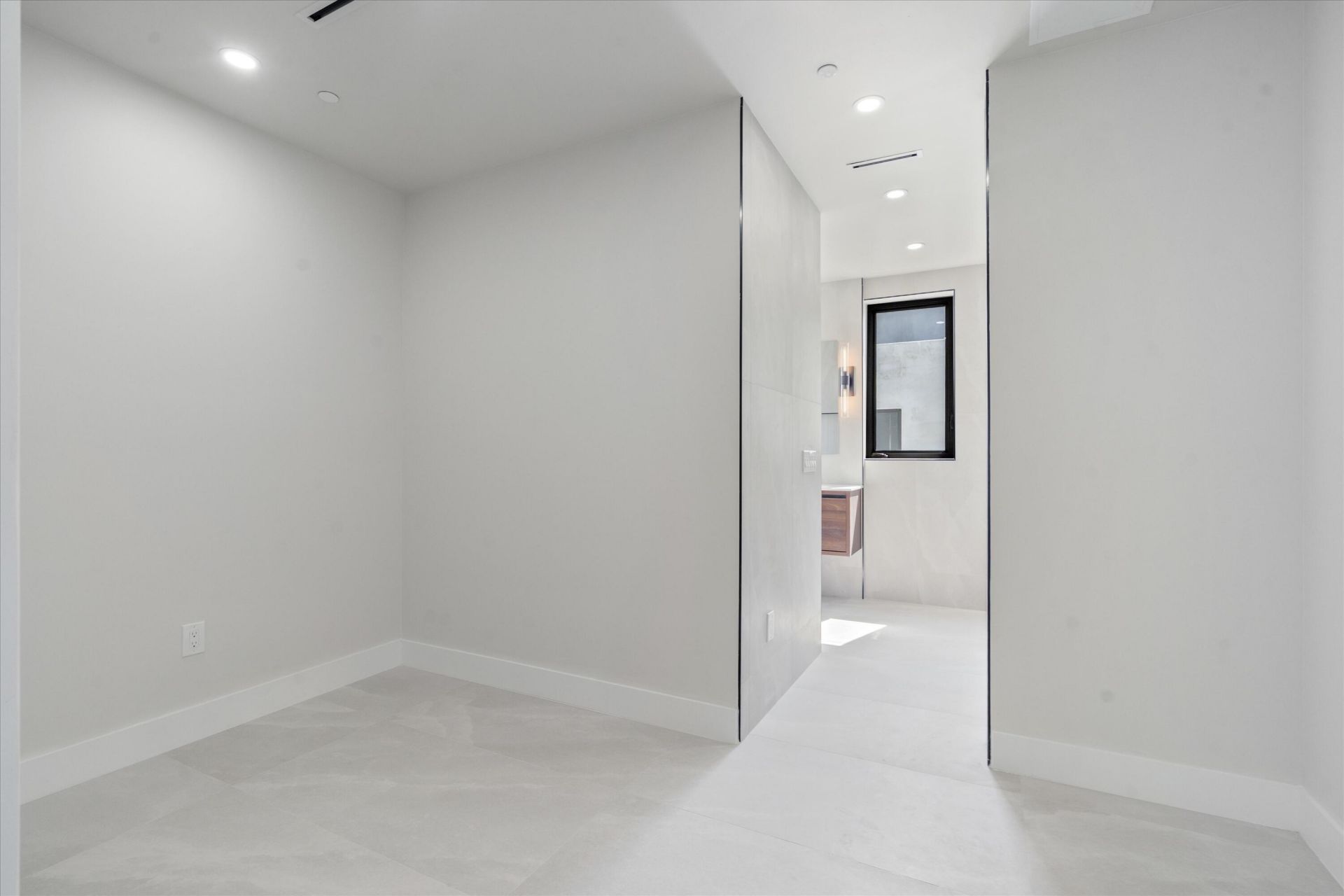 843 SW 14th Court, Unit 843, Fort Lauderdale, FL 33315 Photo