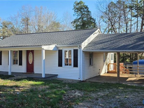 2214 Stage Junction Road , Columbia, VA 23038