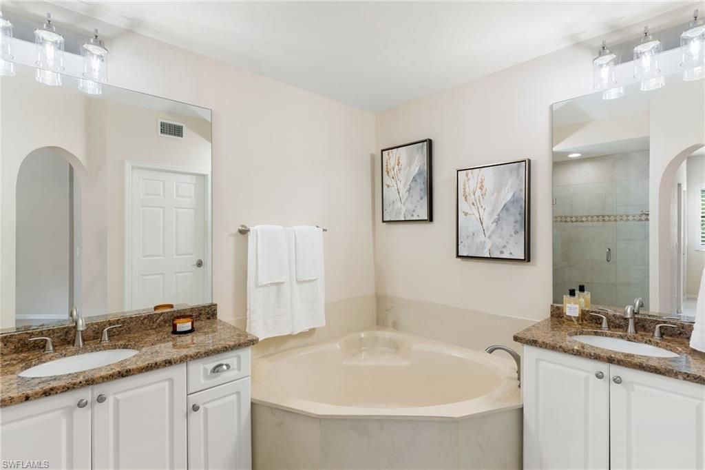 6500 Valen Way, Unit A203, Naples, FL 34108 Photo