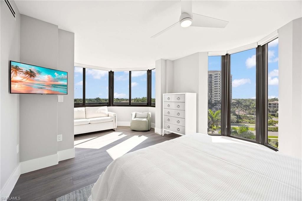 6075 Pelican Bay Blvd, Unit 605, Naples, FL 34108 Photo