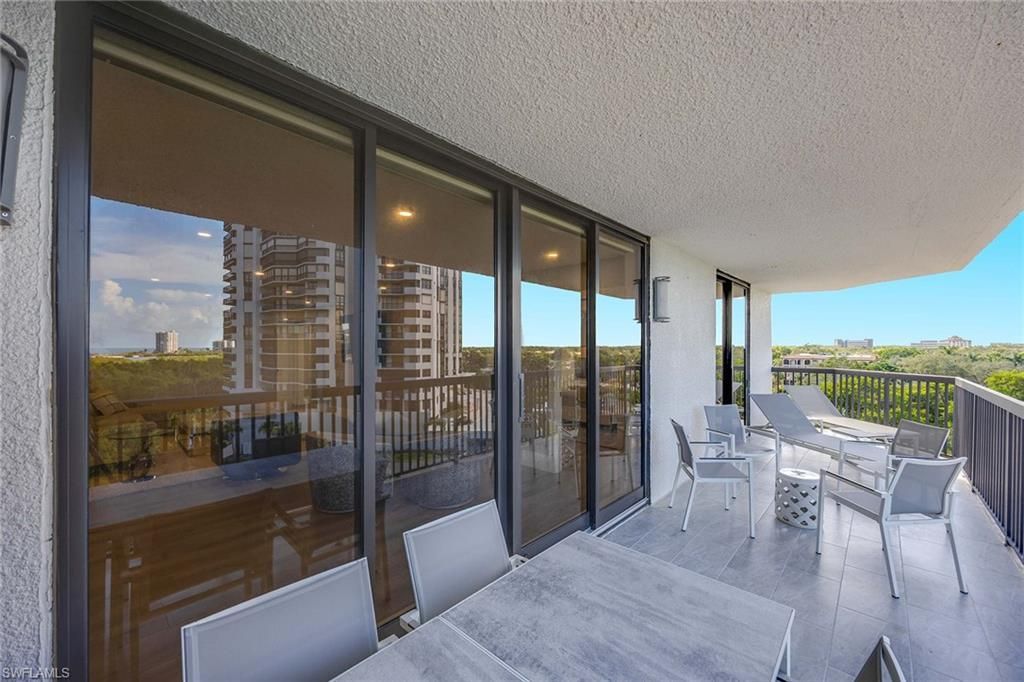 6075 Pelican Bay Blvd, Unit 605, Naples, FL 34108 Photo