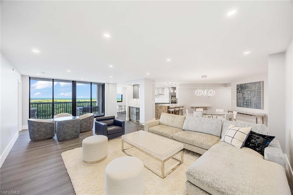 6075 Pelican Bay Blvd, Unit 605, Naples, FL 34108 Photo
