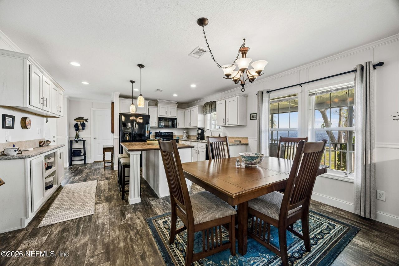 108 Sandra Lane, Crescent City, FL 32112 Photo