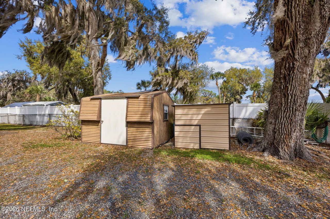 108 Sandra Lane, Crescent City, FL 32112 Photo