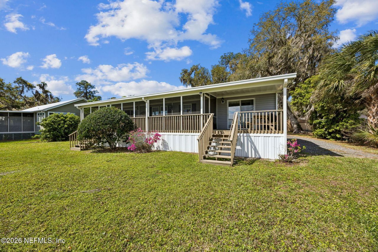 108 Sandra Lane, Crescent City, FL 32112 Photo