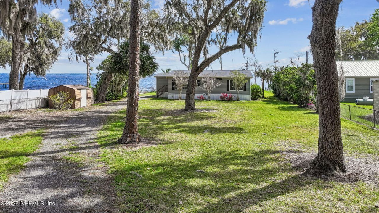 108 Sandra Lane, Crescent City, FL 32112 Photo
