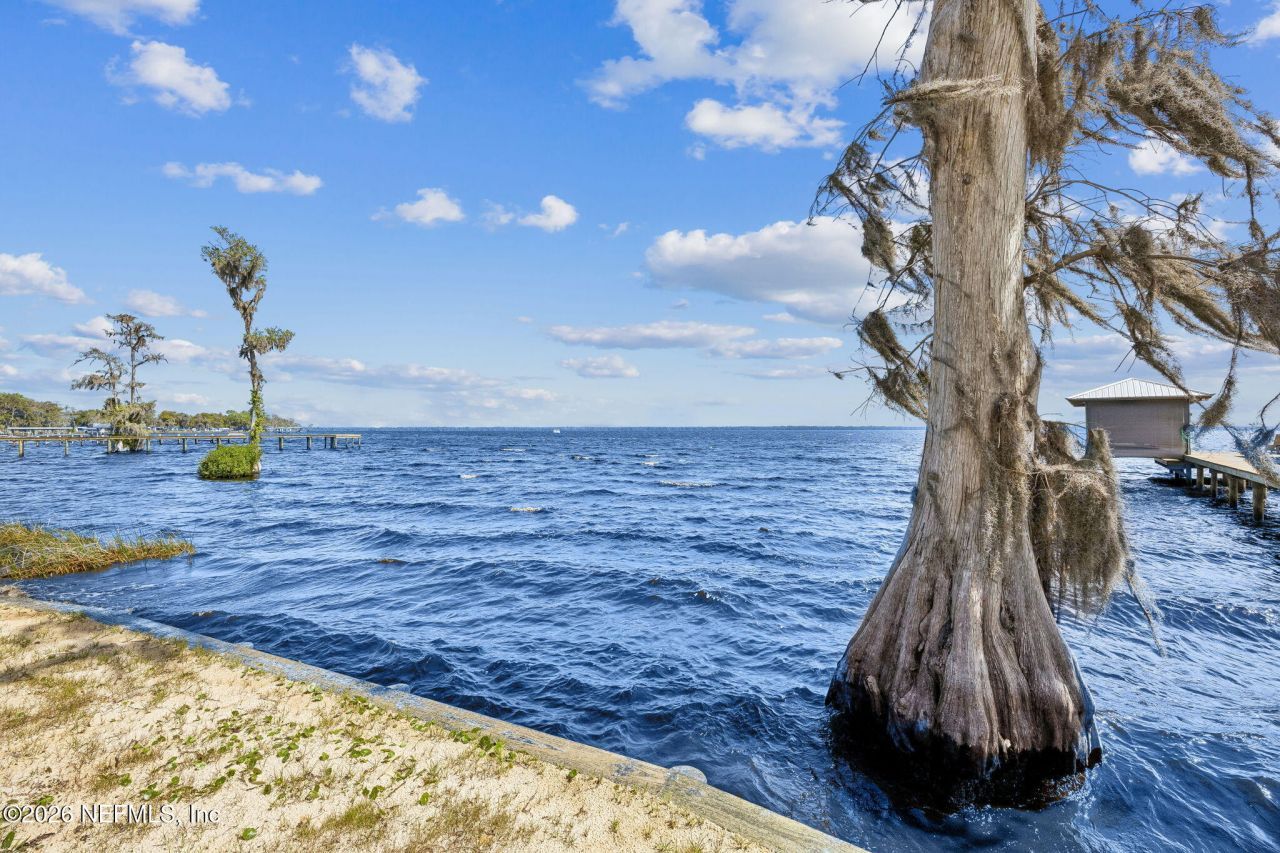 108 Sandra Lane, Crescent City, FL 32112 Photo