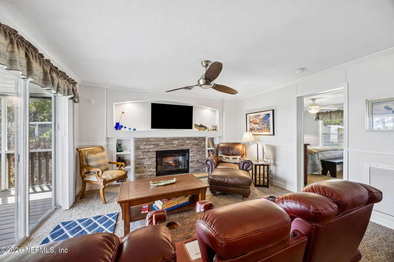 108 Sandra Lane, Crescent City, FL 32112 Photo