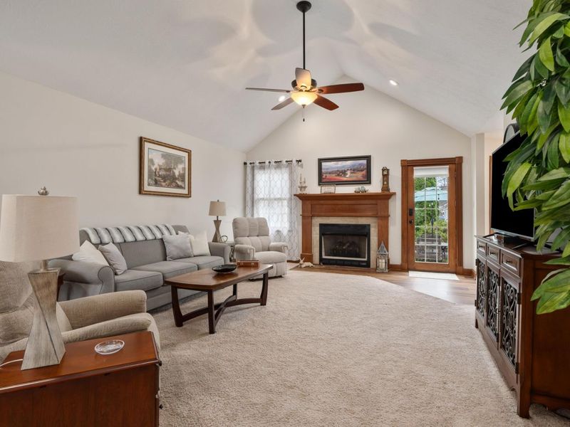 1007 Ridge Drive , Circleville, OH 43113 Photo 7