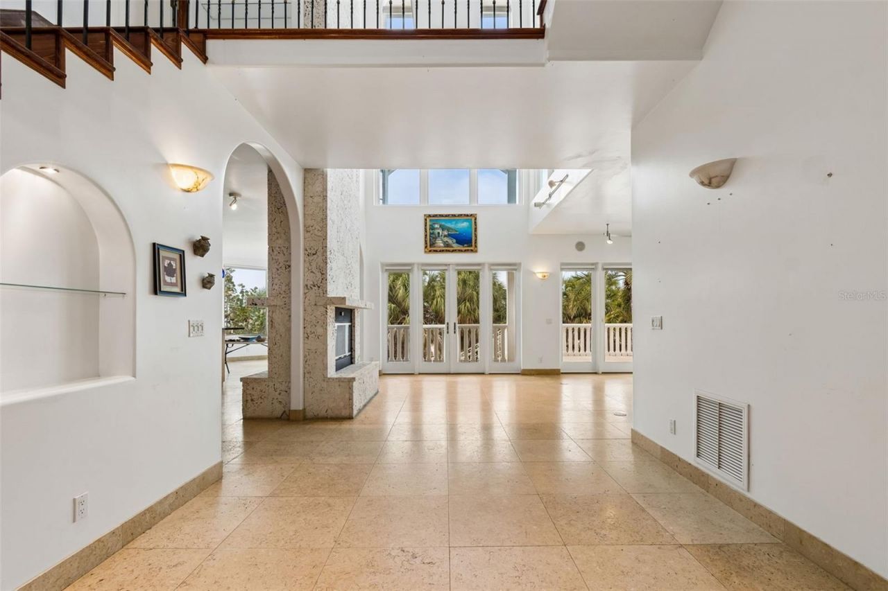 2811 Sunset Way, Saint Pete Beach, FL 33706 Photo