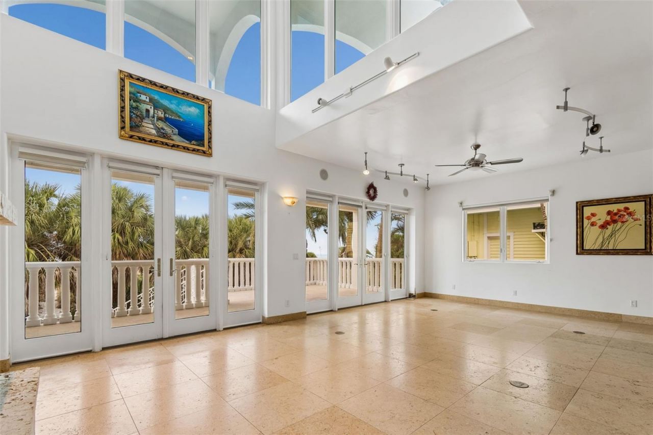 2811 Sunset Way, Saint Pete Beach, FL 33706 Photo