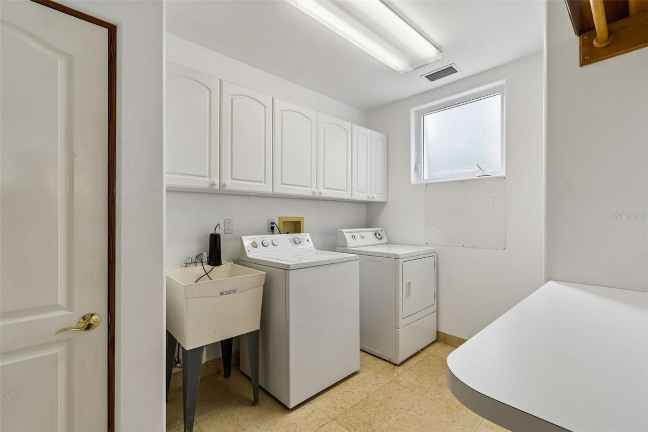 2811 Sunset Way, Saint Pete Beach, FL 33706 Photo