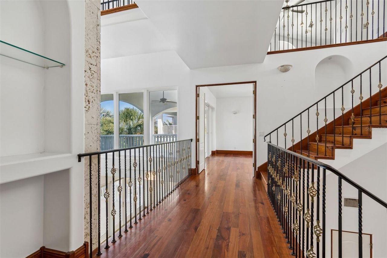 2811 Sunset Way, Saint Pete Beach, FL 33706 Photo