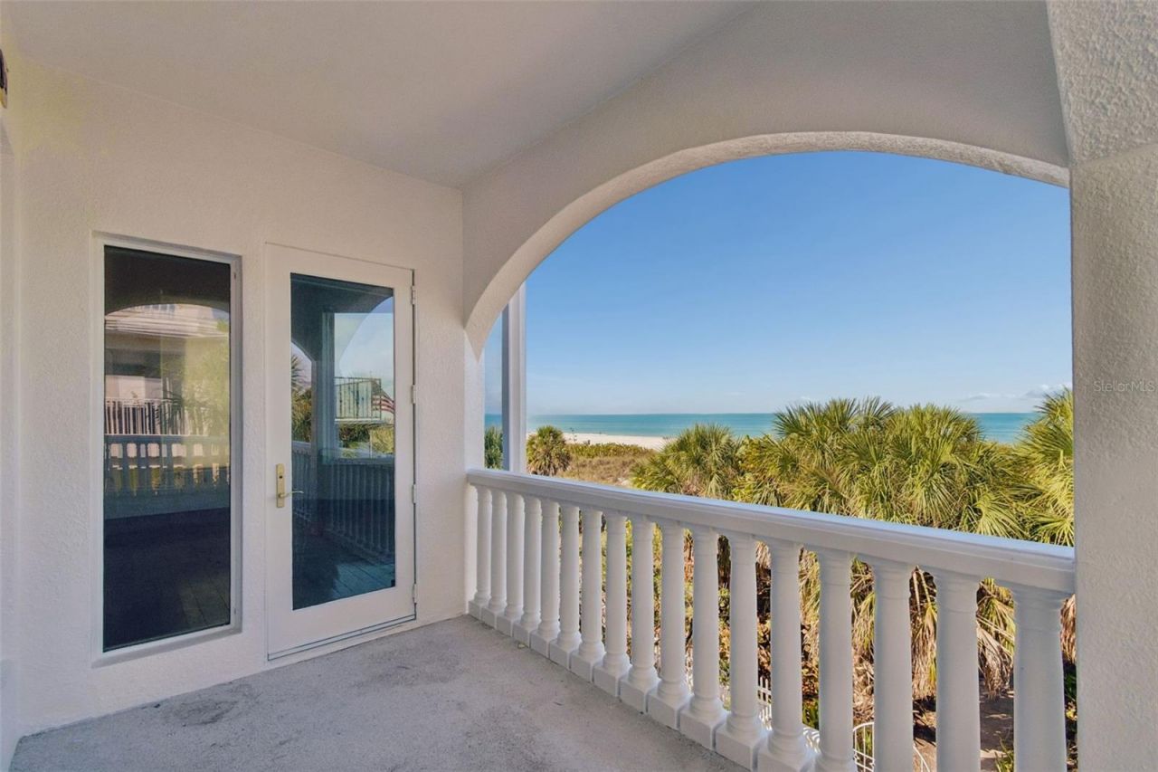 2811 Sunset Way, Saint Pete Beach, FL 33706 Photo