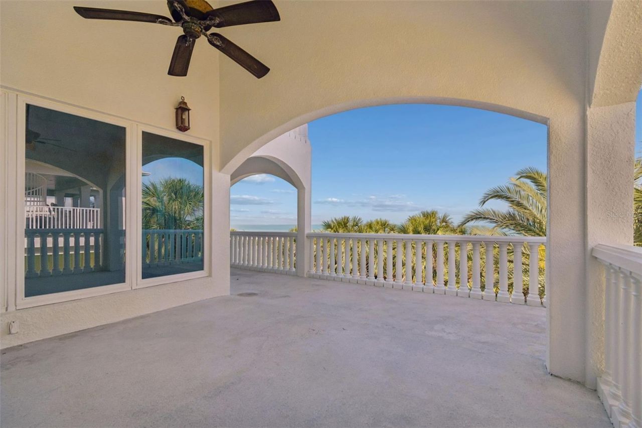 2811 Sunset Way, Saint Pete Beach, FL 33706 Photo