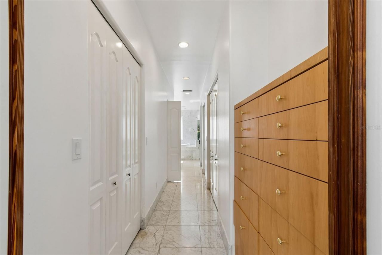 2811 Sunset Way, Saint Pete Beach, FL 33706 Photo