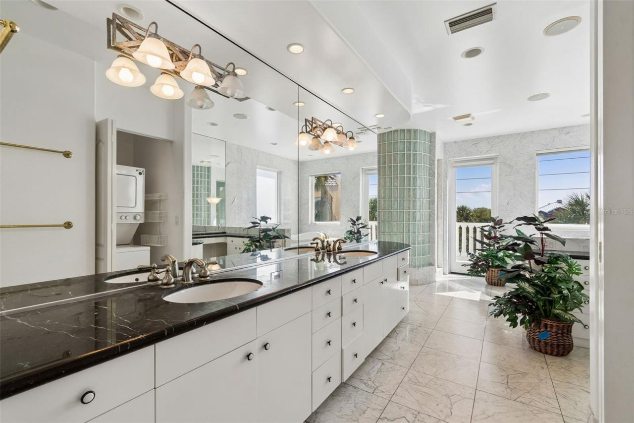 2811 Sunset Way, Saint Pete Beach, FL 33706 Photo