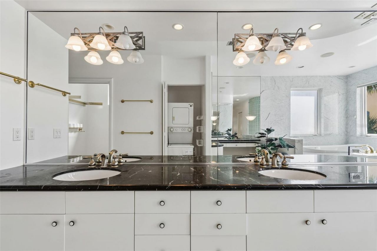 2811 Sunset Way, Saint Pete Beach, FL 33706 Photo