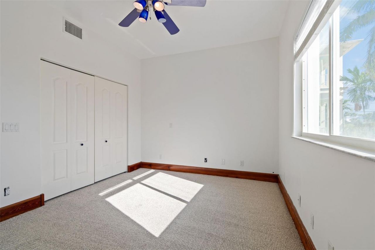 2811 Sunset Way, Saint Pete Beach, FL 33706 Photo