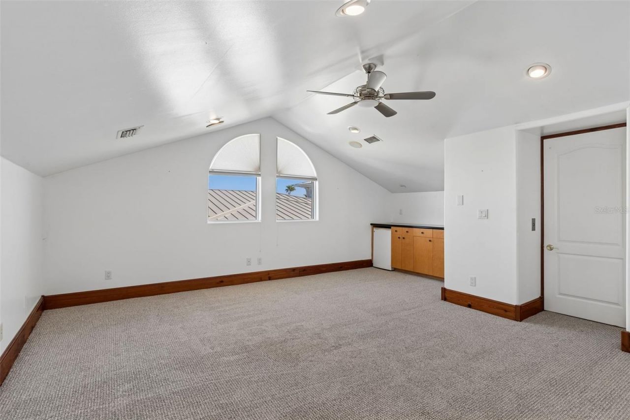 2811 Sunset Way, Saint Pete Beach, FL 33706 Photo