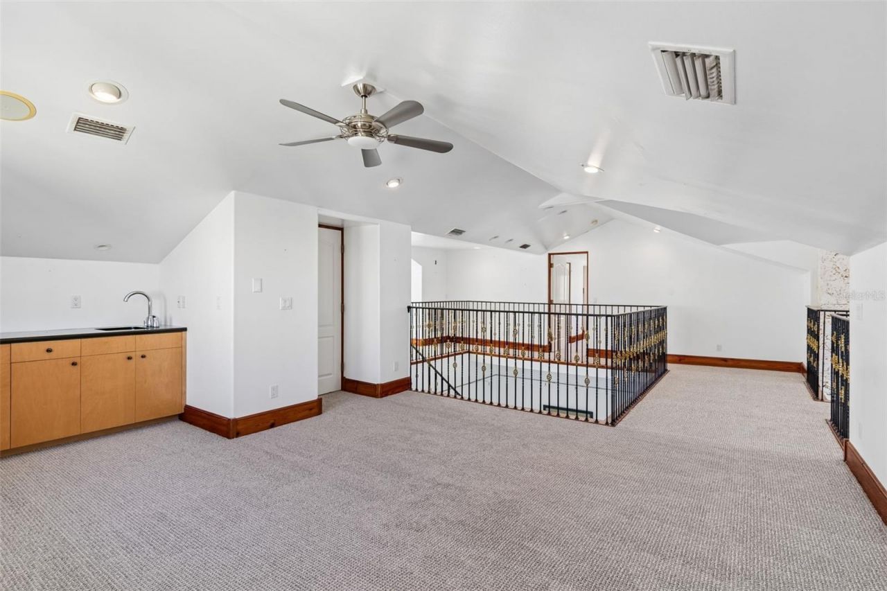 2811 Sunset Way, Saint Pete Beach, FL 33706 Photo