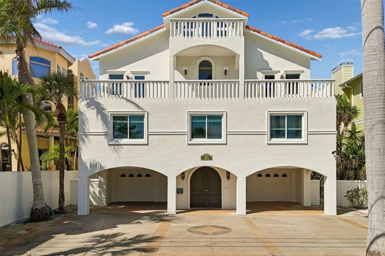 2811 Sunset Way, Saint Pete Beach, FL 33706 Photo