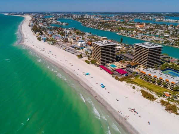 7650 BAYSHORE DRIVE, Unit 1105, TREASURE ISLAND, FL 33706
