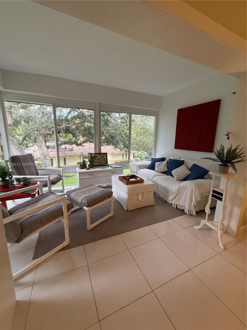 5141 W Oakland Park Blvd, Unit 311, Lauderdale Lakes, FL 33313 Photo