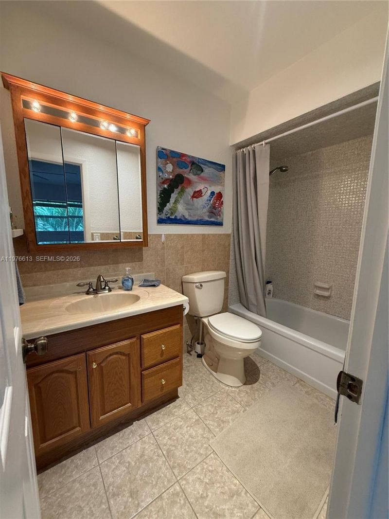 5141 W Oakland Park Blvd , Unit 311, Lauderdale Lakes, FL 33313 Photo